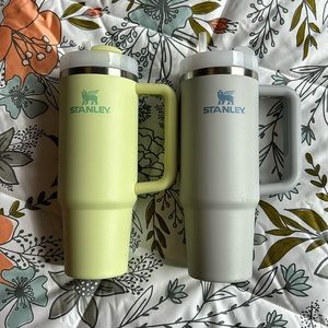 2- 30oz Stanley’s green and gray